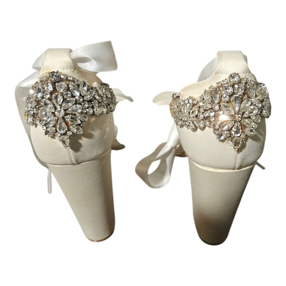 White by Vera Wang Heels Size 7 White - Picture 7 of 13